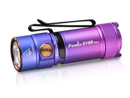 Lampe de poche Fenix E18R V2.0 Nebula