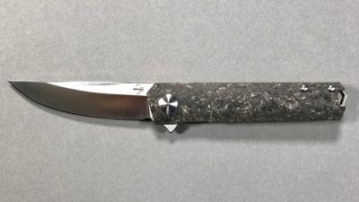 Couteau Böker Plus Kwaiken Compact Marble CF - manche fibre de carbone
