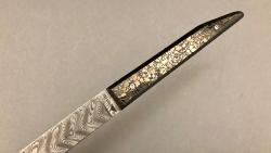 Couteau pliant par Charles Canon manche en charbon poli "Le Terril" Damasteel