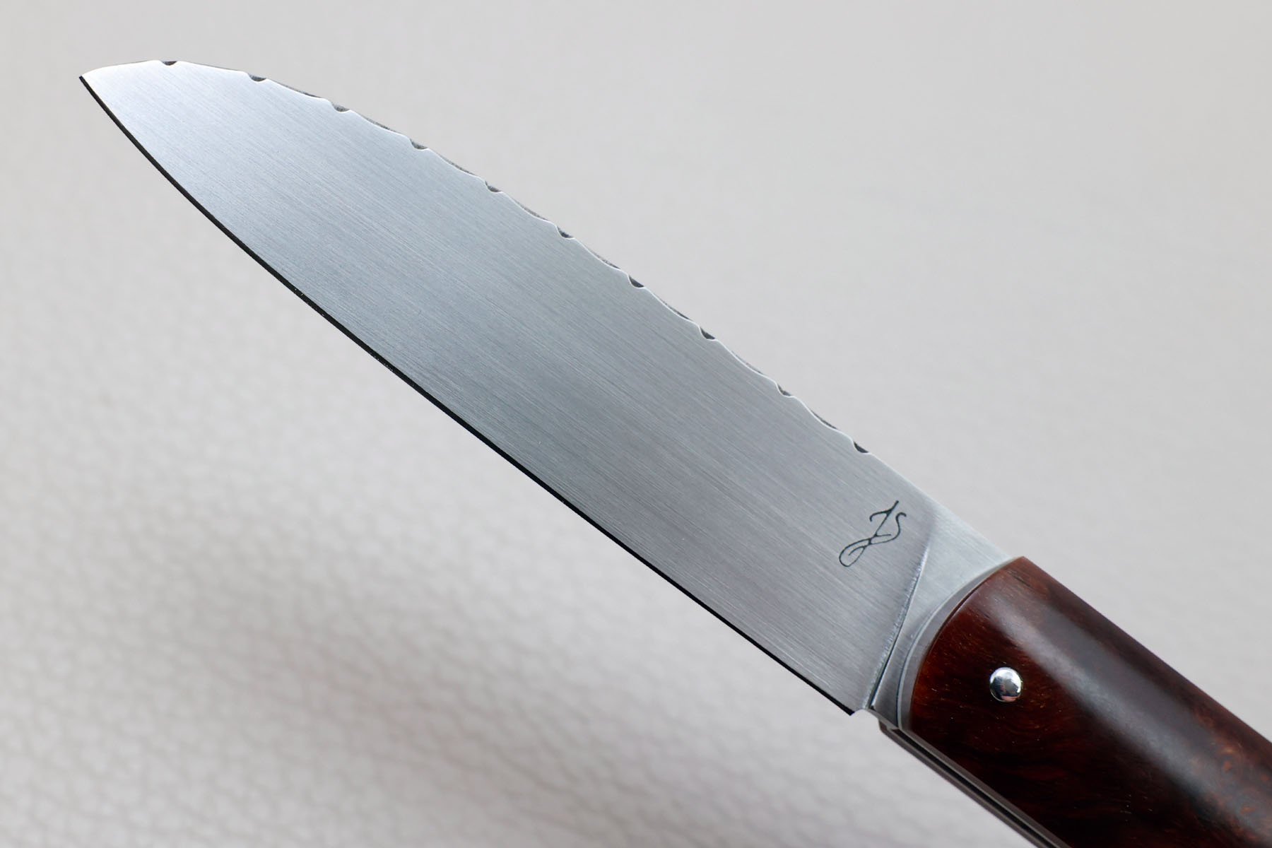 Couteau pliant artisanal de jérôme Symphorien modèle Yssingeaux - Loupe d'aulmes