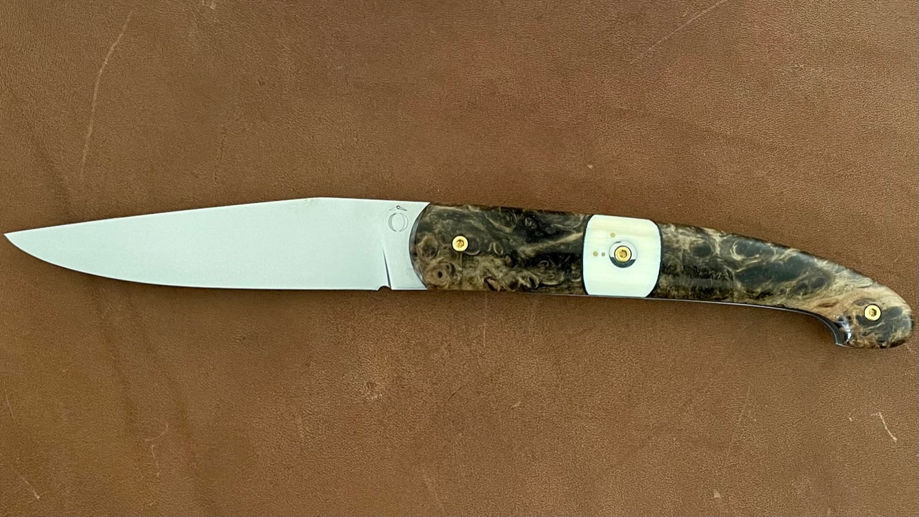 Couteau pliant "Le Passager" de Thomas pierre  Loupe de peuplier  lame microbillée