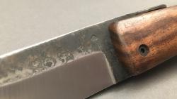 Couteau artisanal de Julien Maria - le Rustique en Noyer