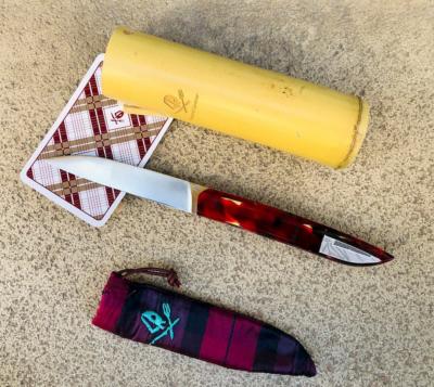 Couteau artisanal atelier Roland Lannier More Rock N'Roll Vibrant Red