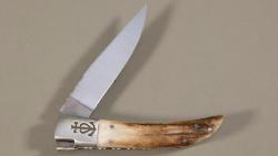 Couteau régional Le Camarguais n°12 trident forgé- 10,5 cm bois de cerf