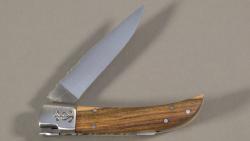 Couteau régional Le Camarguais n°10 trident soudé - 9 cm pistachier