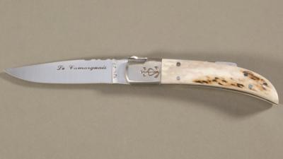 Couteau régional Le Camarguais n°10 trident forgé - 9 cm bois de cerf