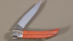 Couteau régional le Camarguais n°10 trident soudé- 9 cm bois de rose