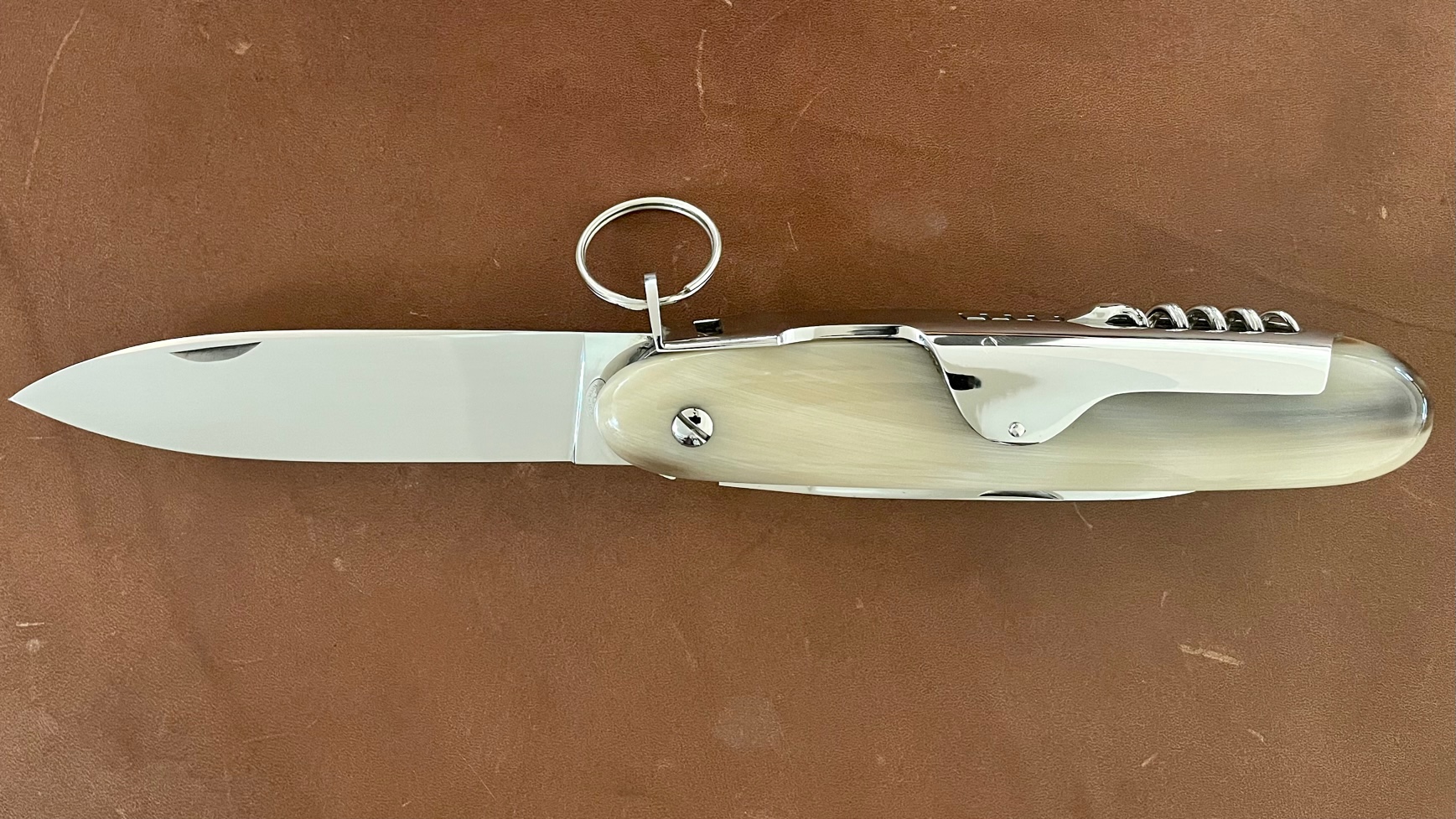 Couteau Mongin 4 pièces Modèle Navette en Corne blonde