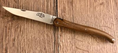 Couteau forge de LAGUIOLE chêne fossilisé plein manche
