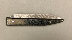 Couteau pliant par Charles Canon manche en charbon poli "Le Terril" Damasteel