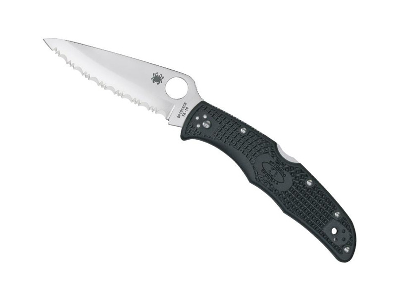 Couteau pliant Spyderco Endura 4, lame à dents - manche 12,5 cm nylon/fibre de verre noir