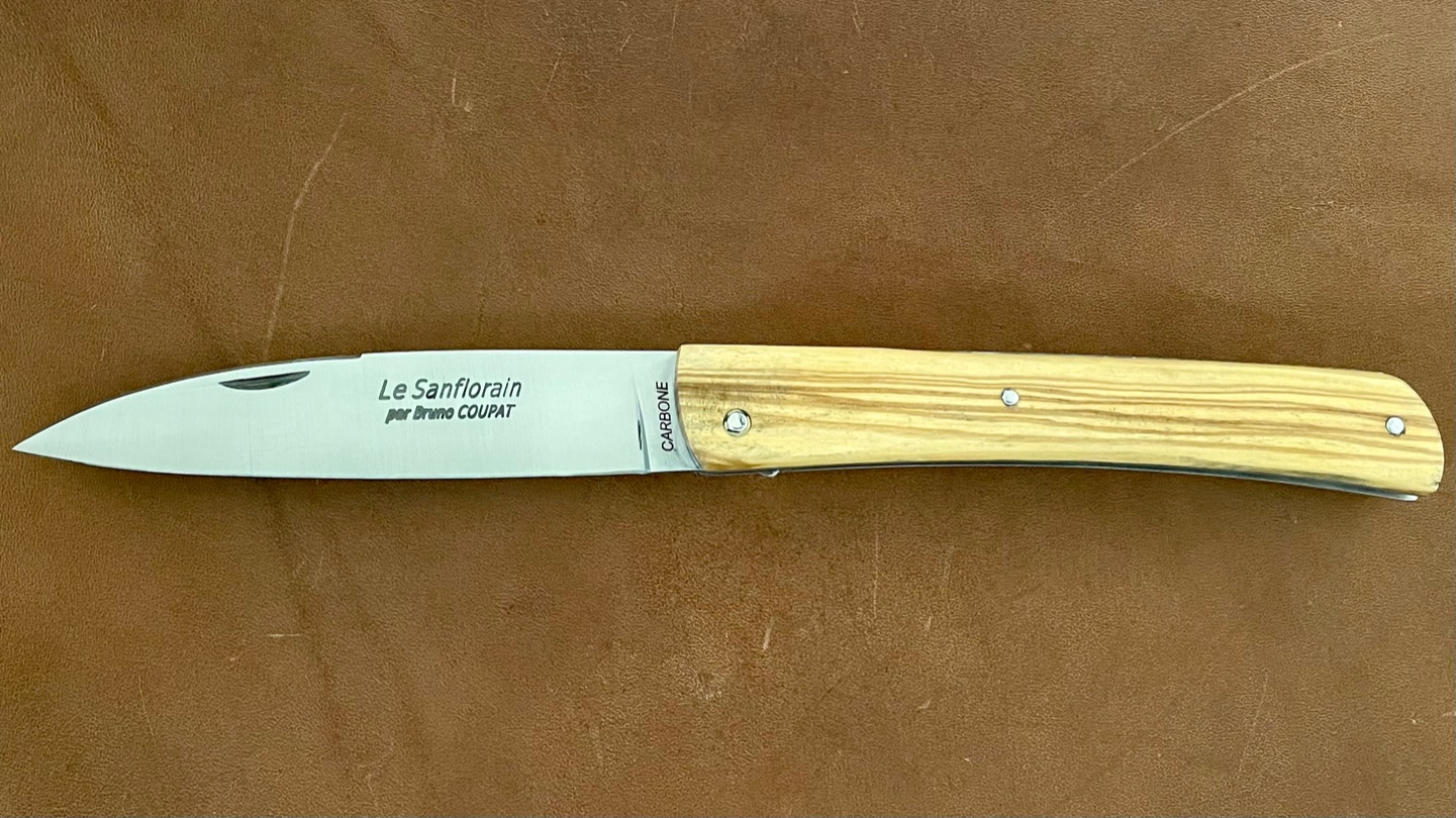 Couteau pliant "Le Sanflorain" olivier  lame en acier carbone