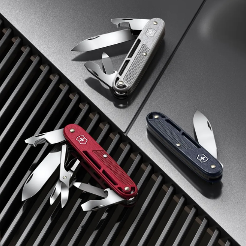 Victorinox Synergy et Fold couteaux suisses couteaux pliants victorinox